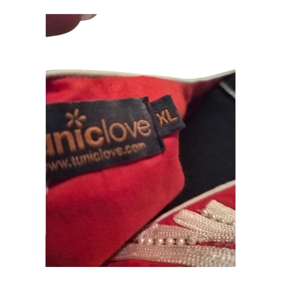 Elegant Red Embroidered Long Sleeve Dress - Picture 6 of 6